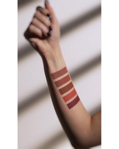 Liquid Lipstick Mattemorphosis® — Peggy Brown