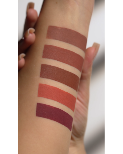 Liquid Lipstick Mattemorphosis® — Peggy Brown